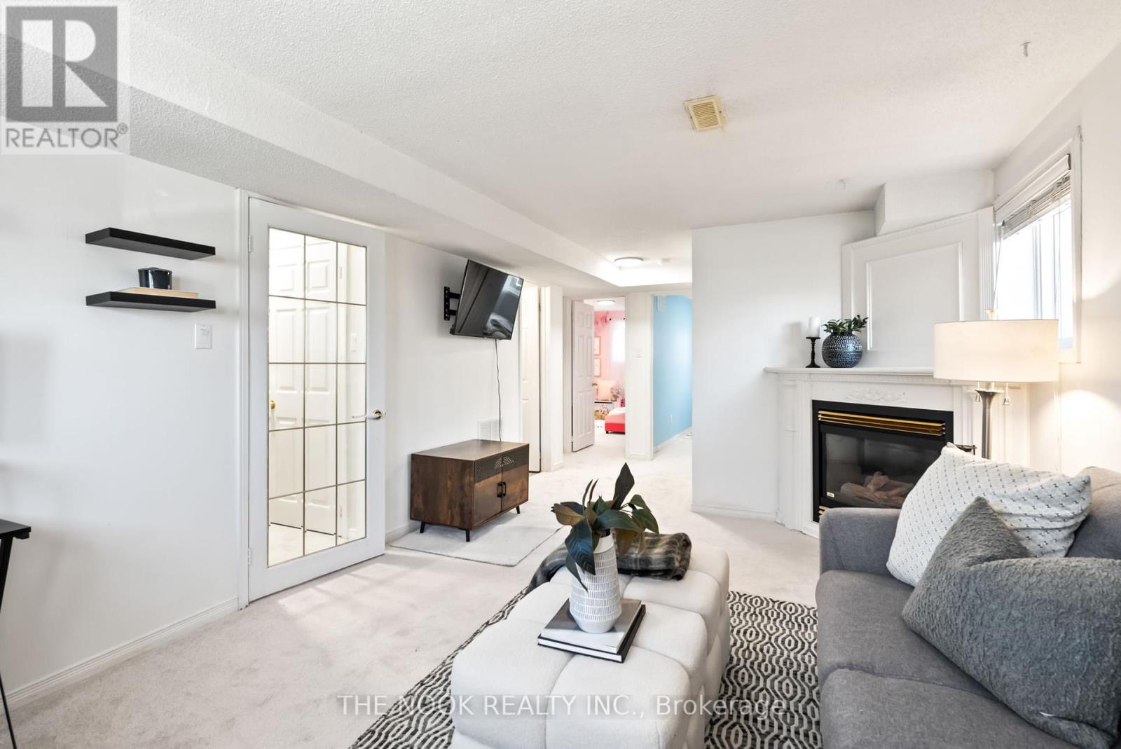 16 Cottingham Crescent, Kawartha Lakes (Lindsay), Ontario  K9V 1T9 - Photo 28 - X12116466