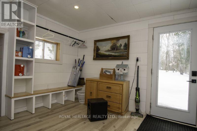 1074 Lakehurst Road, Trent Lakes, Ontario  K0L 2H0 - Photo 24 - X12116588