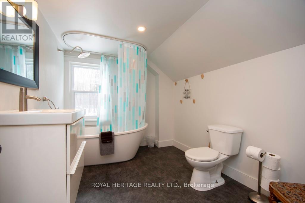 1074 Lakehurst Road, Trent Lakes, Ontario  K0L 2H0 - Photo 31 - X12116588