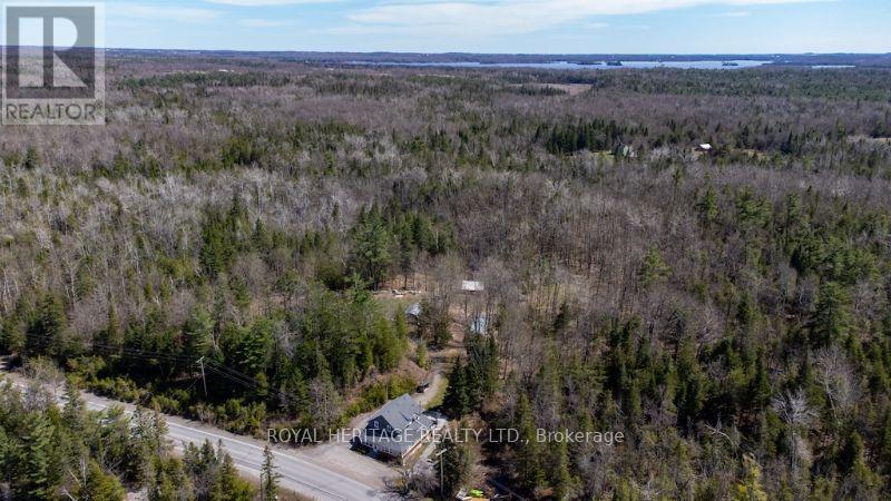 1074 Lakehurst Road, Trent Lakes, Ontario  K0L 2H0 - Photo 40 - X12116588