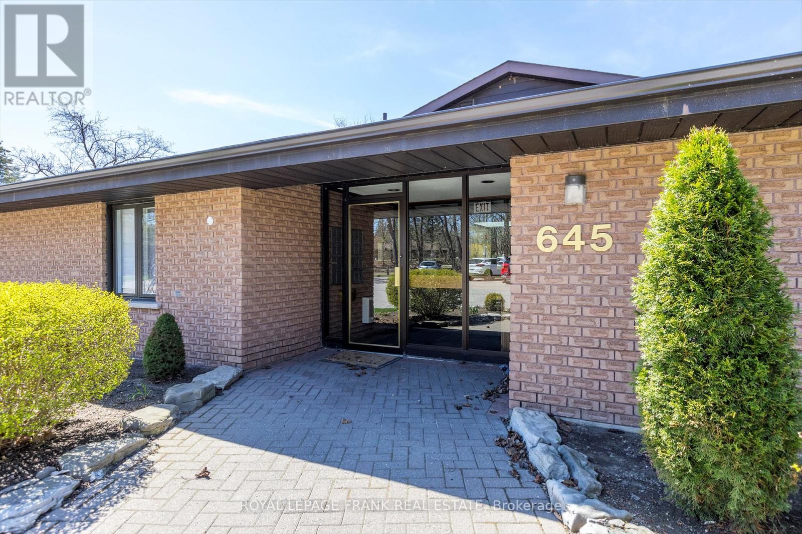 8 - 645 Whitaker Street, Peterborough East (North), Ontario  K9H 7L5 - Photo 3 - X12116714