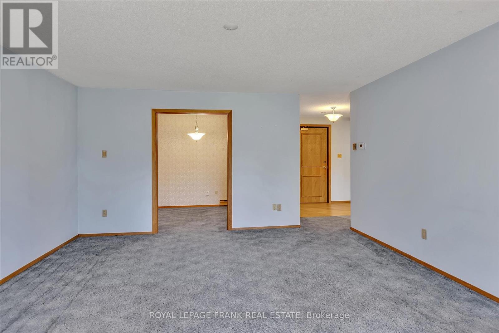 8 - 645 Whitaker Street, Peterborough East (North), Ontario  K9H 7L5 - Photo 6 - X12116714
