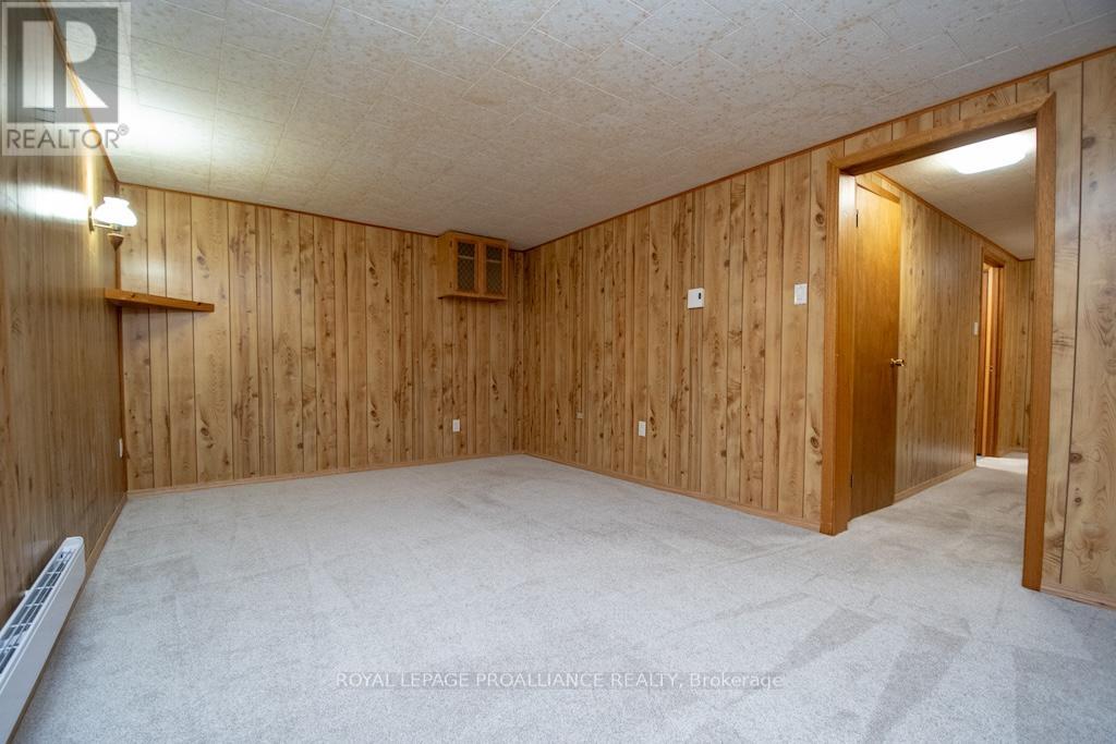 1635 Applewood Crescent, Peterborough West (Central), Ontario  K9K 1N3 - Photo 21 - X12116800