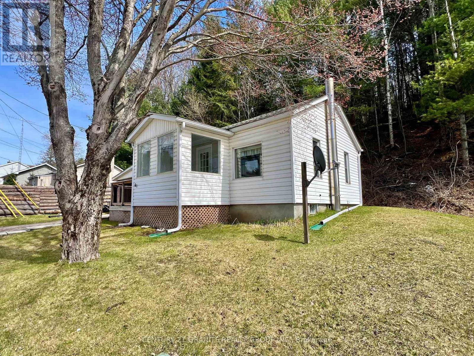 61 Bridge Street E, Bancroft (Bancroft Ward), Ontario  K0L 1C0 - Photo 28 - X12116814