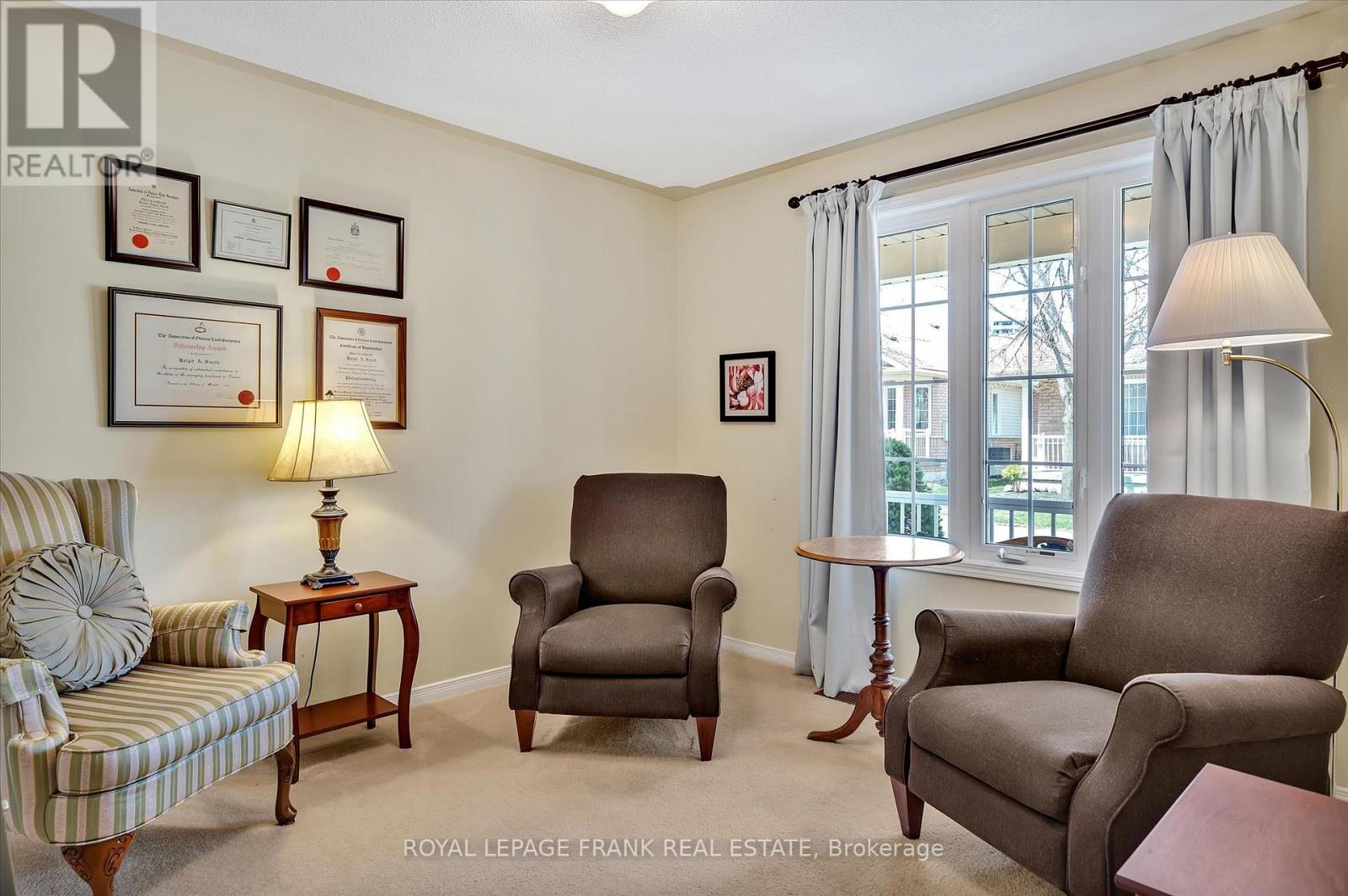 12 - 877 Wentworth Street, Peterborough West (Central), Ontario  K9J 8R7 - Photo 16 - X12116833
