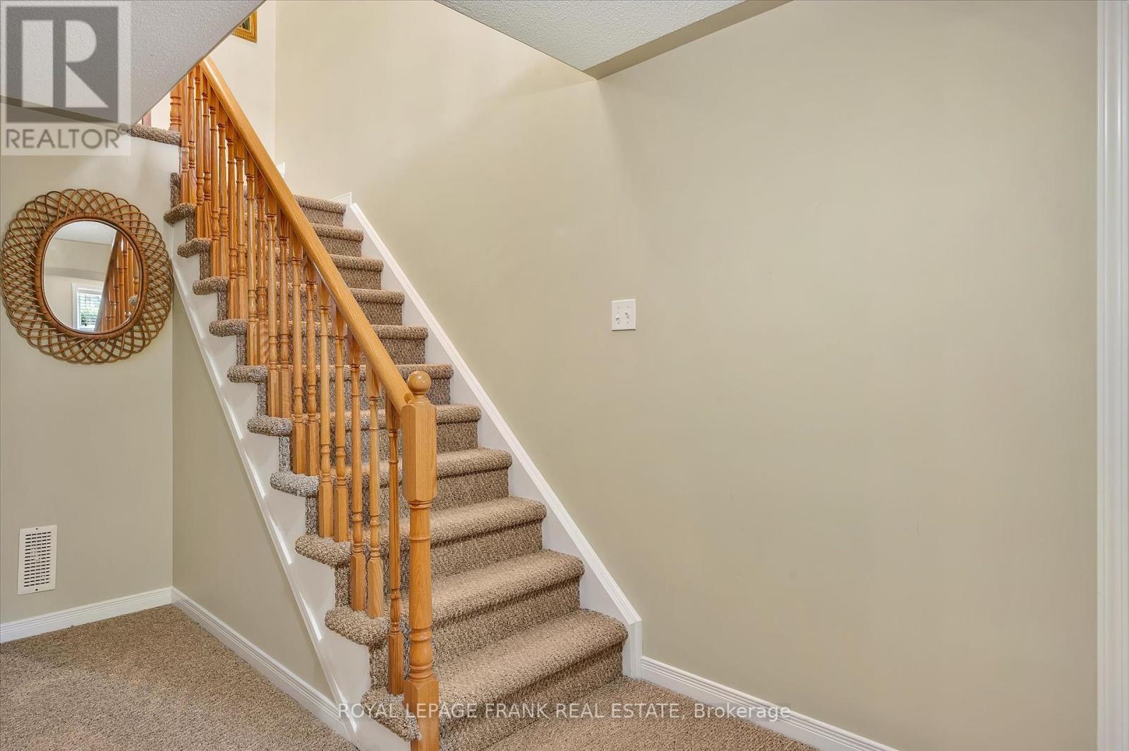 12 - 877 Wentworth Street, Peterborough West (Central), Ontario  K9J 8R7 - Photo 19 - X12116833