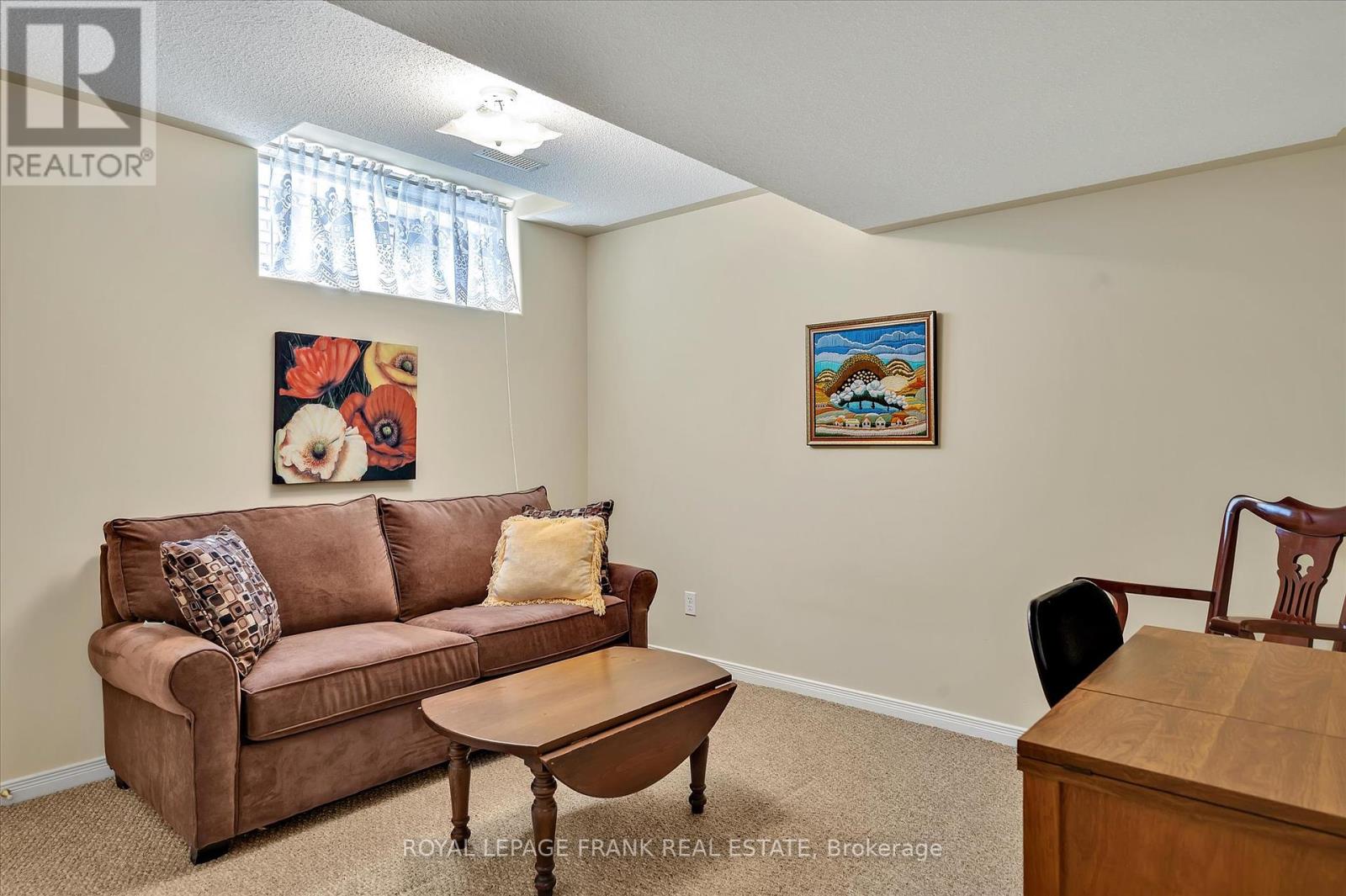 12 - 877 Wentworth Street, Peterborough West (Central), Ontario  K9J 8R7 - Photo 24 - X12116833