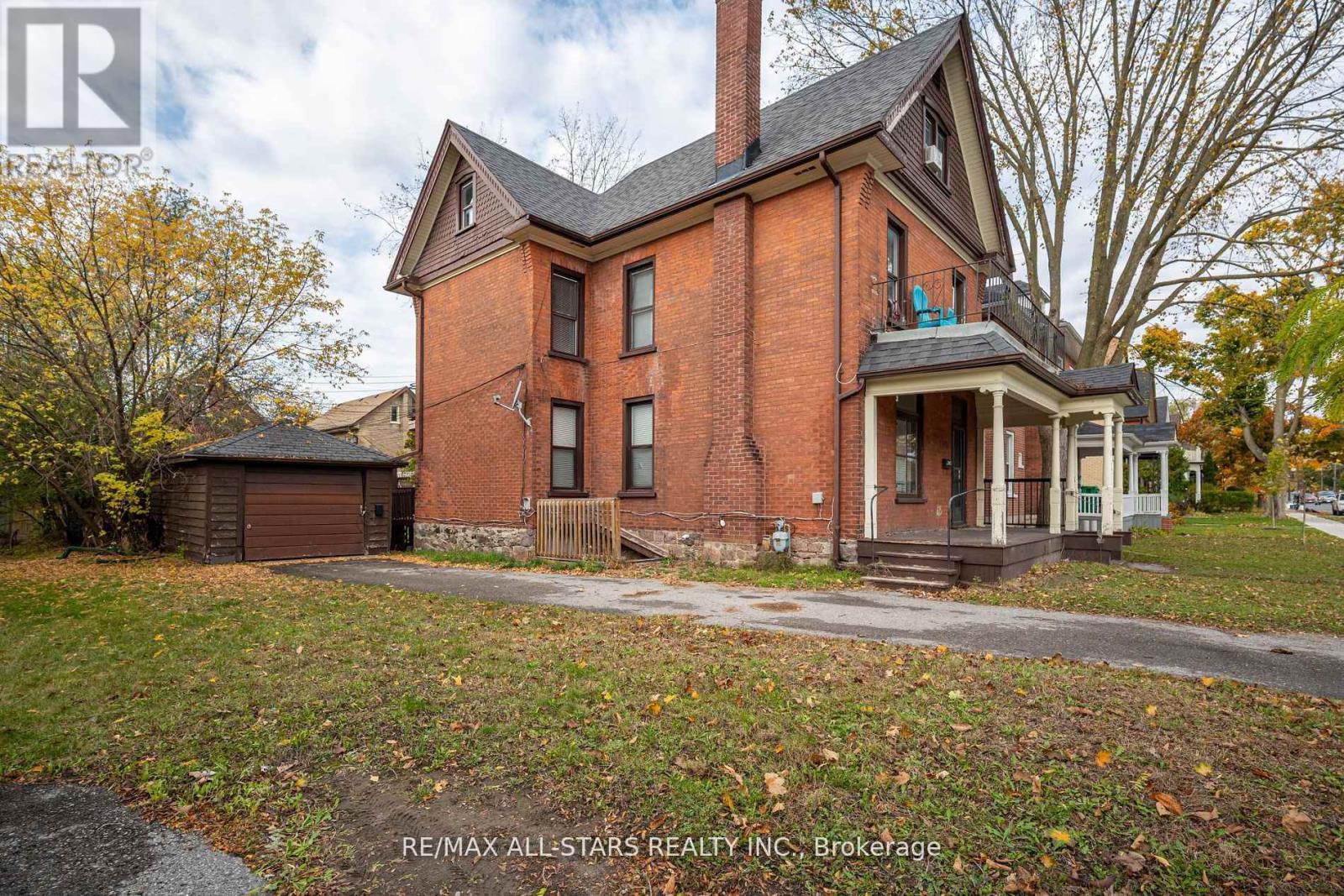 301 Park Street N, Peterborough Central (Old West End), Ontario  K9J 3W6 - Photo 2 - X12117363