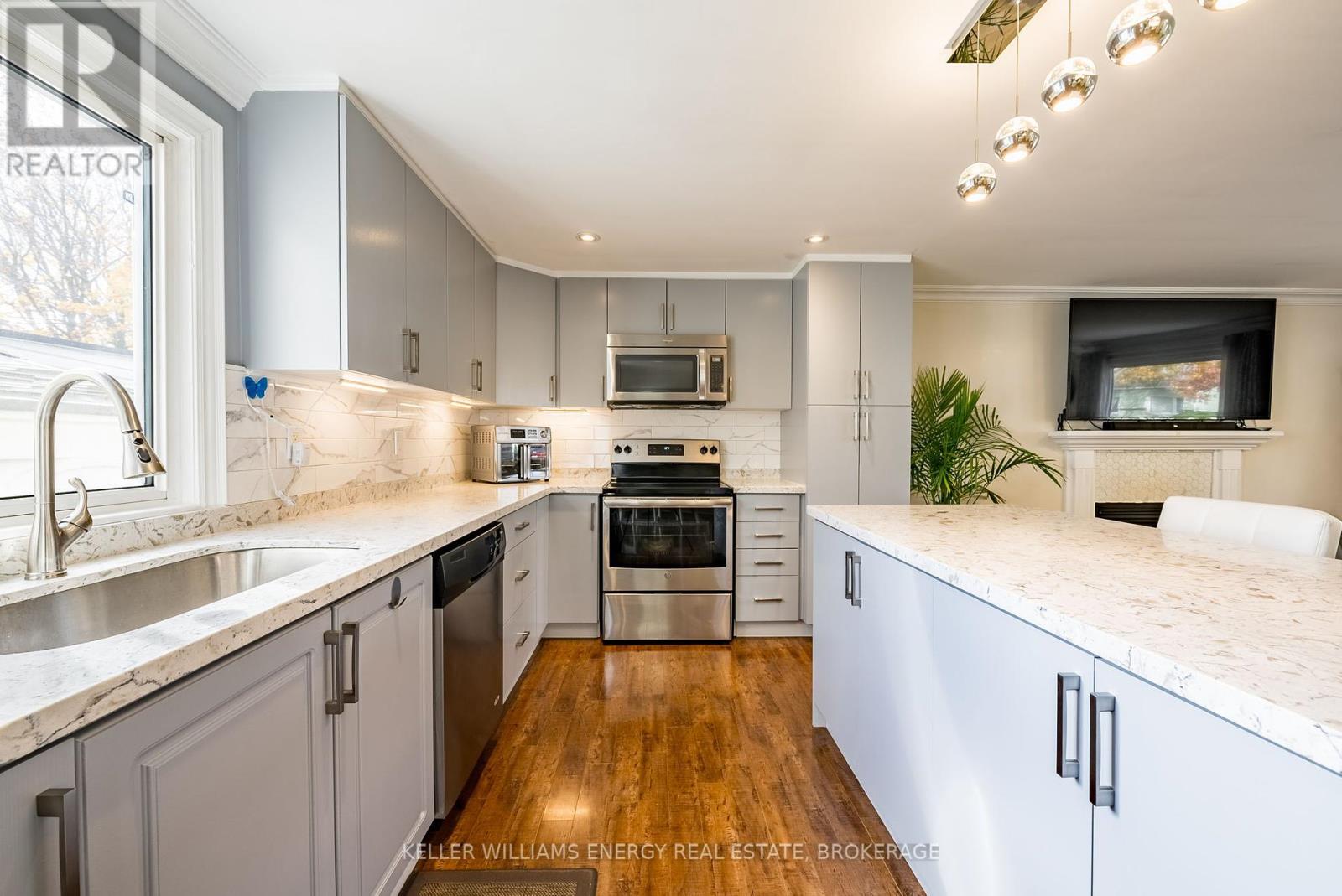 137 Wilmot Trail, Clarington (Newcastle), Ontario  L1B 1B9 - Photo 10 - E12117479