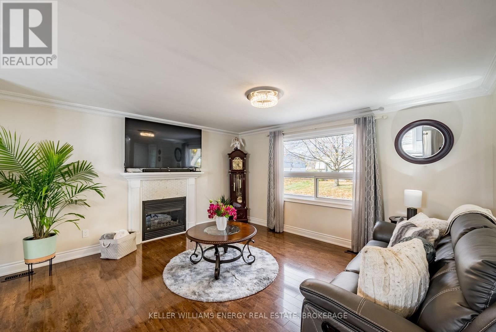 137 Wilmot Trail, Clarington (Newcastle), Ontario  L1B 1B9 - Photo 6 - E12117479