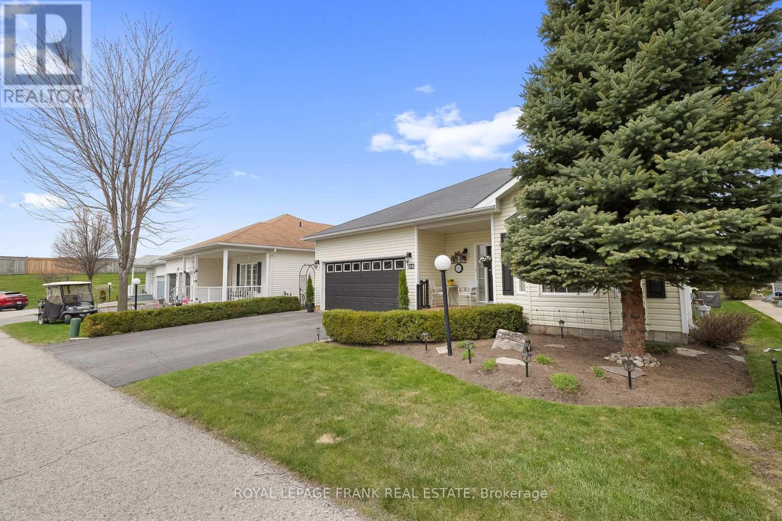 26 Kissingbridge Lane, Clarington (Newcastle), Ontario  L1B 0B2 - Photo 3 - E12118005