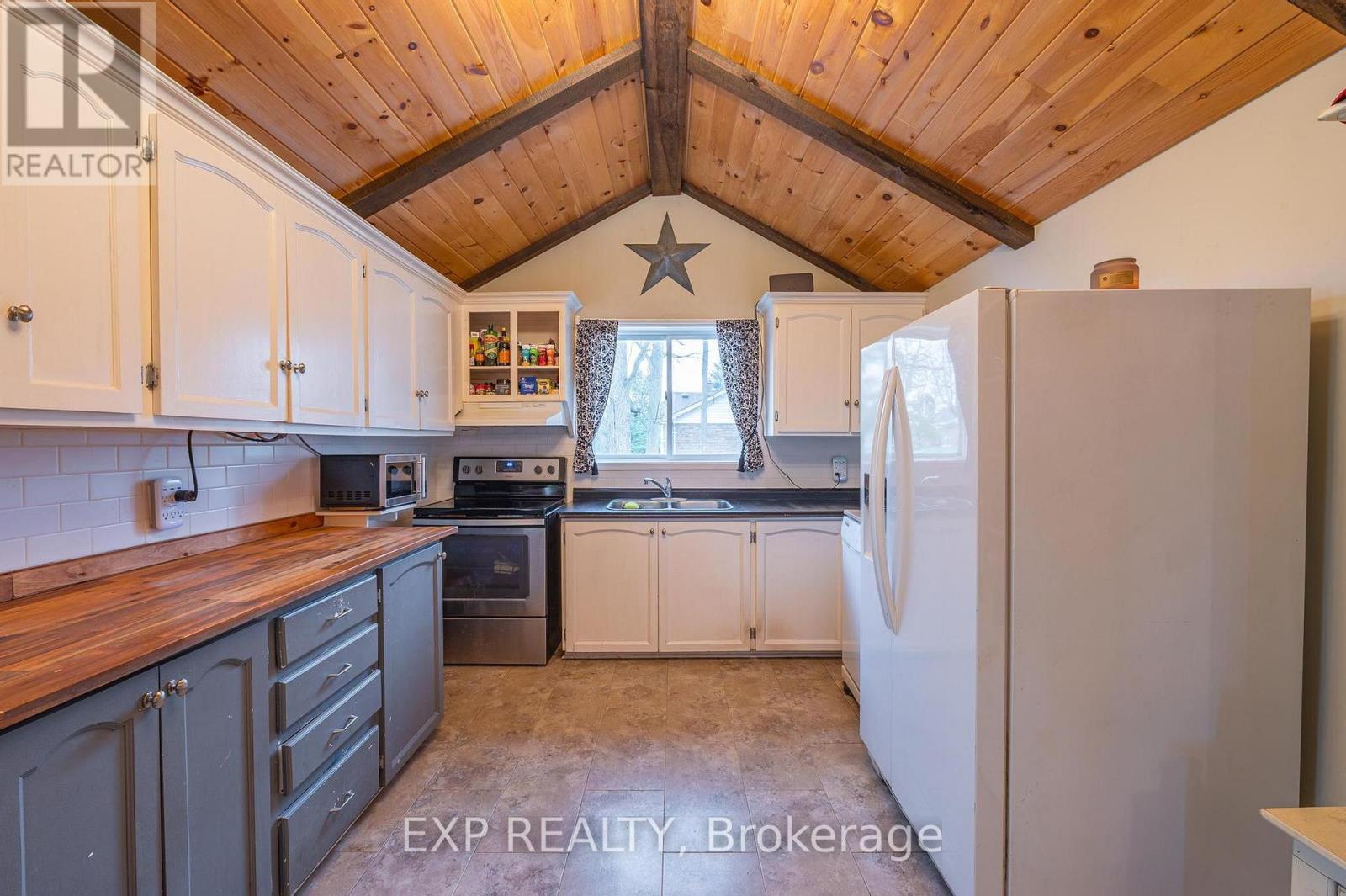 13 Queen Street S, Kawartha Lakes (Omemee), Ontario  K0L 2W0 - Photo 4 - X12117892