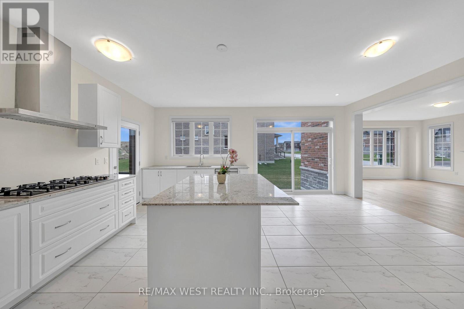 99 Golden Meadows Drive, Otonabee-South Monaghan, Ontario  K9J 0K6 - Photo 14 - X12117630