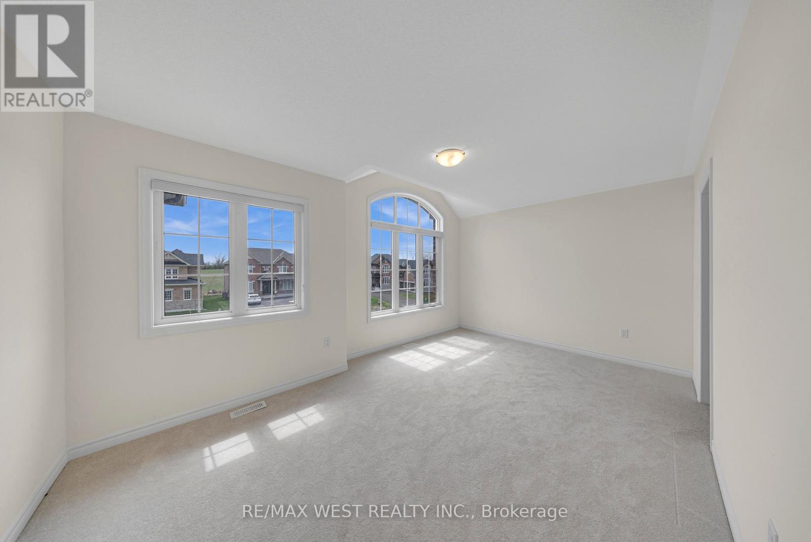 99 Golden Meadows Drive, Otonabee-South Monaghan, Ontario  K9J 0K6 - Photo 40 - X12117630