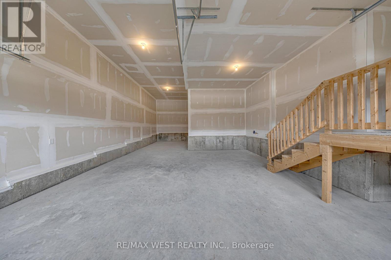 99 Golden Meadows Drive, Otonabee-South Monaghan, Ontario  K9J 0K6 - Photo 47 - X12117630