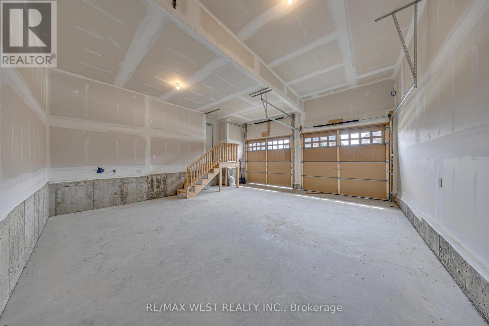 99 Golden Meadows Drive, Otonabee-South Monaghan, Ontario  K9J 0K6 - Photo 48 - X12117630
