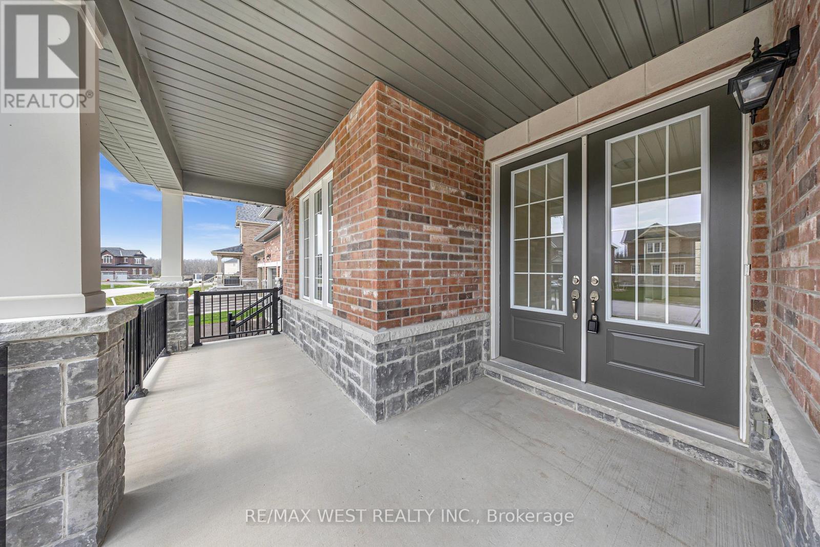 99 Golden Meadows Drive, Otonabee-South Monaghan, Ontario  K9J 0K6 - Photo 5 - X12117630