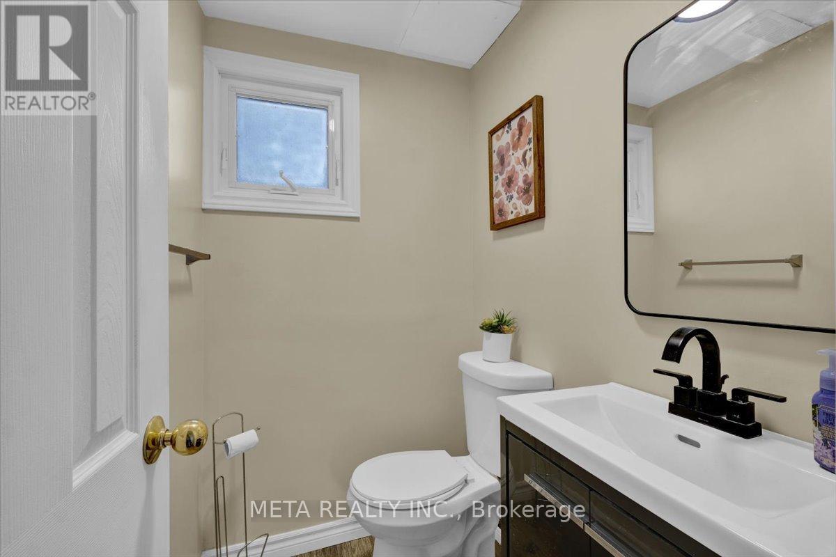2126 Walker Avenue, Peterborough East (South), Ontario  K9L 1S1 - Photo 21 - X12117718