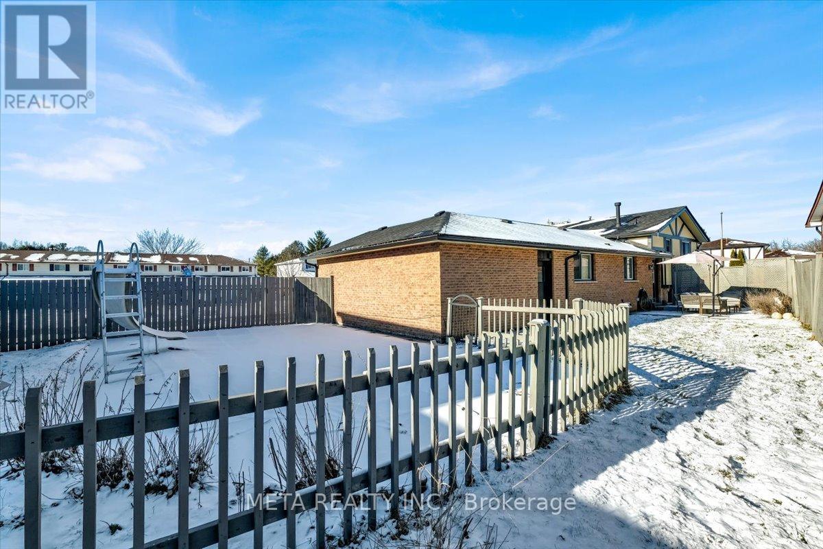 2126 Walker Avenue, Peterborough East (South), Ontario  K9L 1S1 - Photo 28 - X12117718