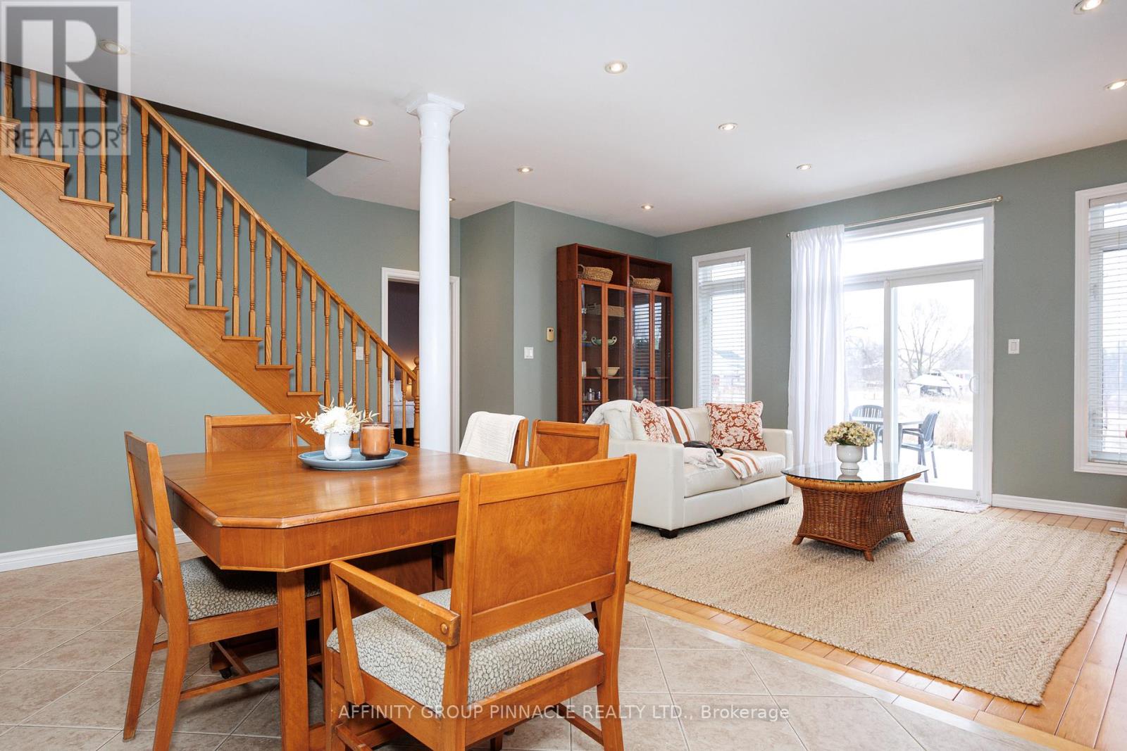 54 Ellis Crescent, Kawartha Lakes (Lindsay), Ontario  K9V 5Y1 - Photo 19 - X12118949