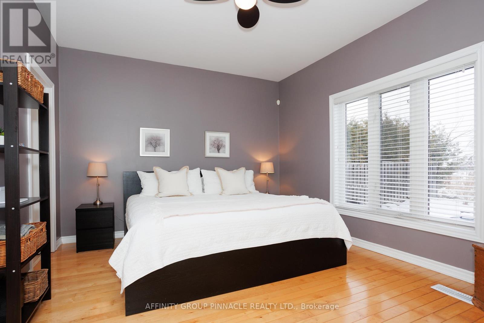 54 Ellis Crescent, Kawartha Lakes (Lindsay), Ontario  K9V 5Y1 - Photo 28 - X12118949
