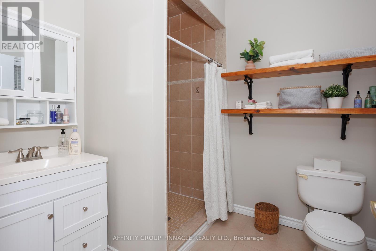54 Ellis Crescent, Kawartha Lakes (Lindsay), Ontario  K9V 5Y1 - Photo 32 - X12118949