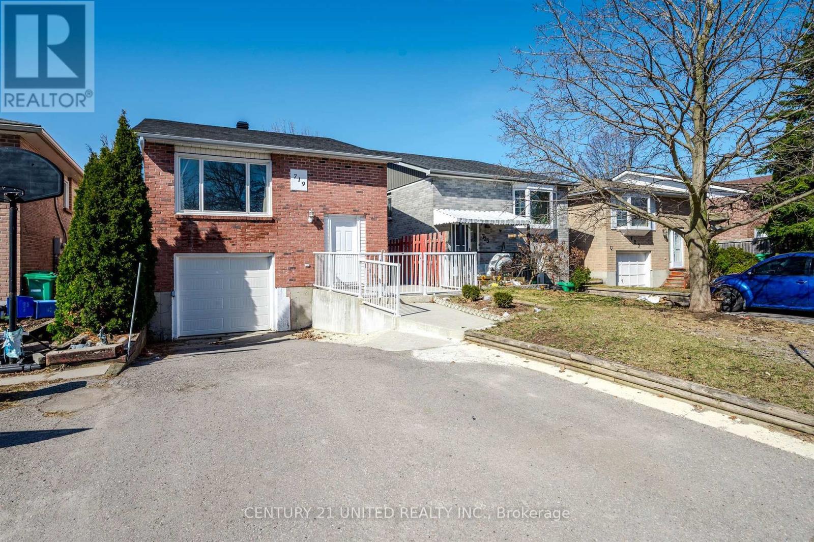 719 Mountain Ash Road, Peterborough South (West), Ontario  K9J 8K1 - Photo 1 - X12119075