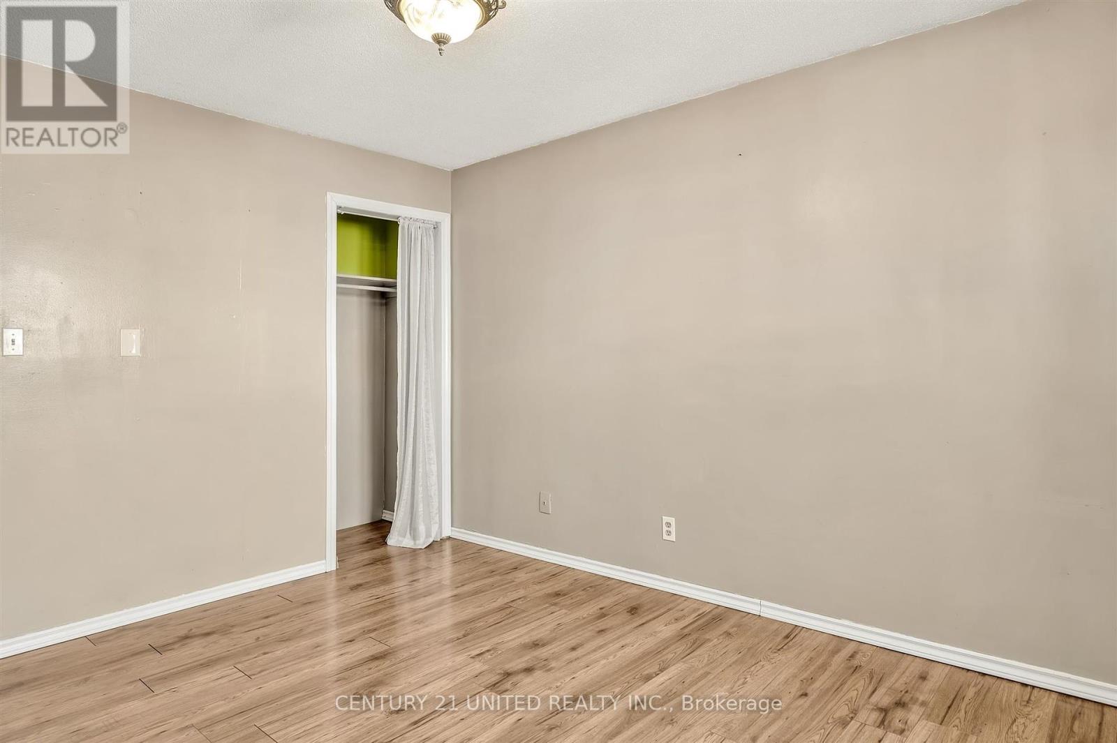 719 Mountain Ash Road, Peterborough South (West), Ontario  K9J 8K1 - Photo 21 - X12119075