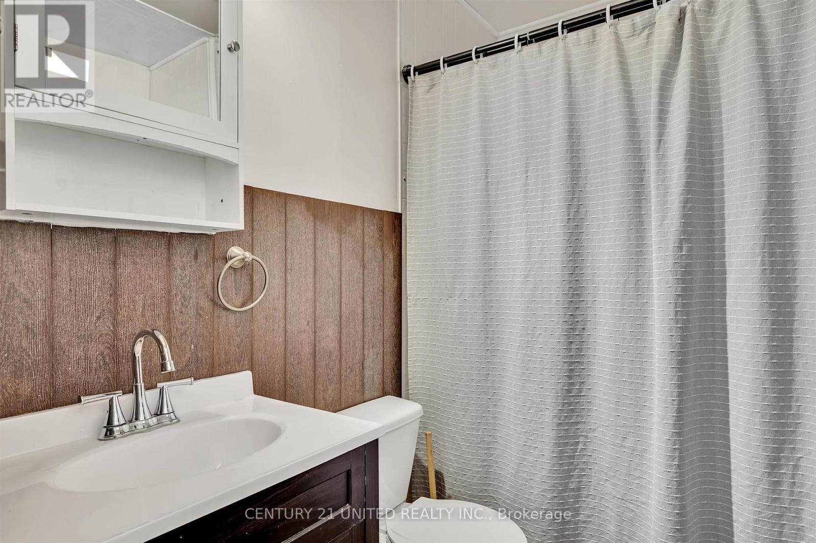 719 Mountain Ash Road, Peterborough South (West), Ontario  K9J 8K1 - Photo 25 - X12119075
