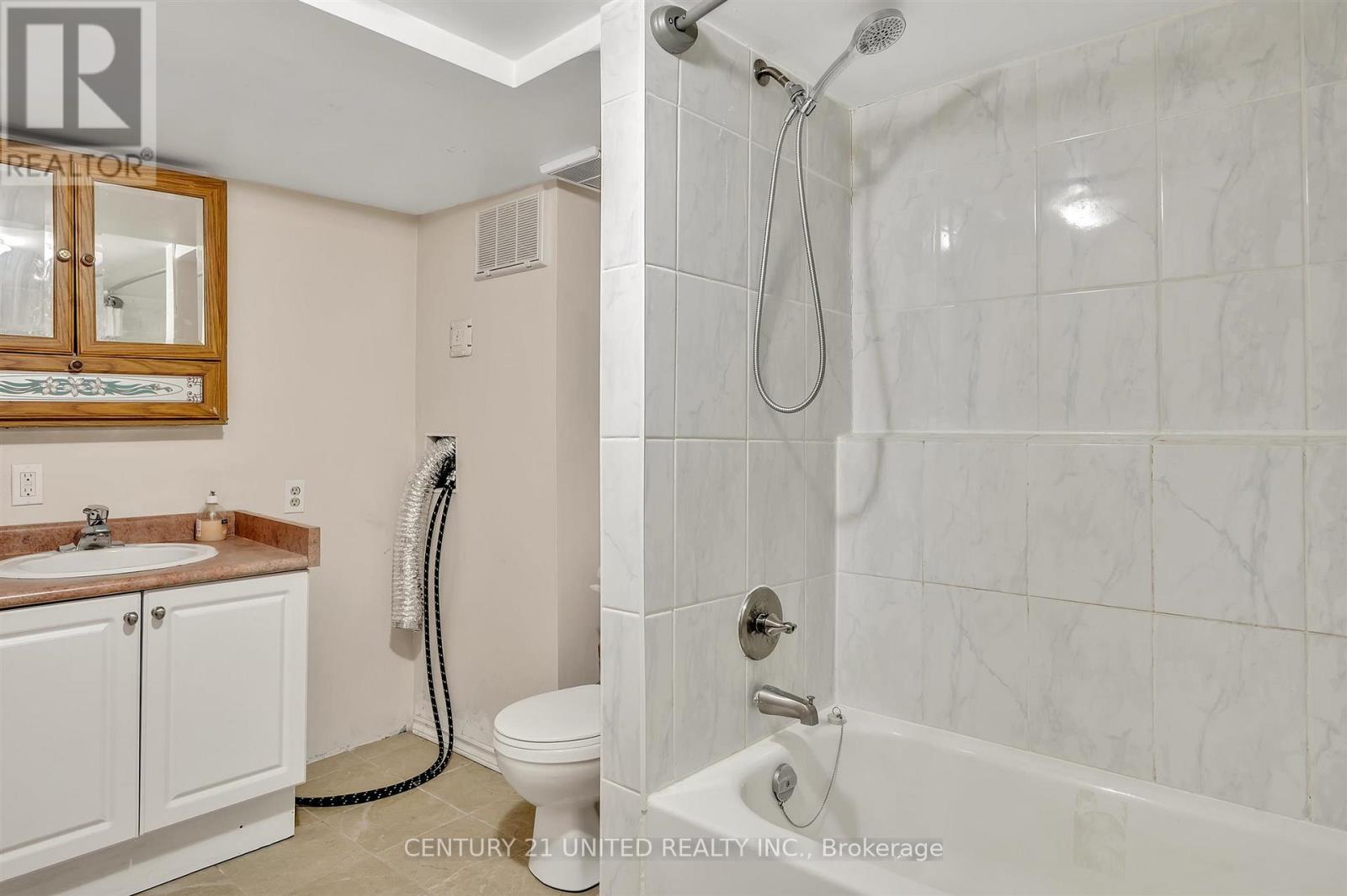 719 Mountain Ash Road, Peterborough South (West), Ontario  K9J 8K1 - Photo 37 - X12119075