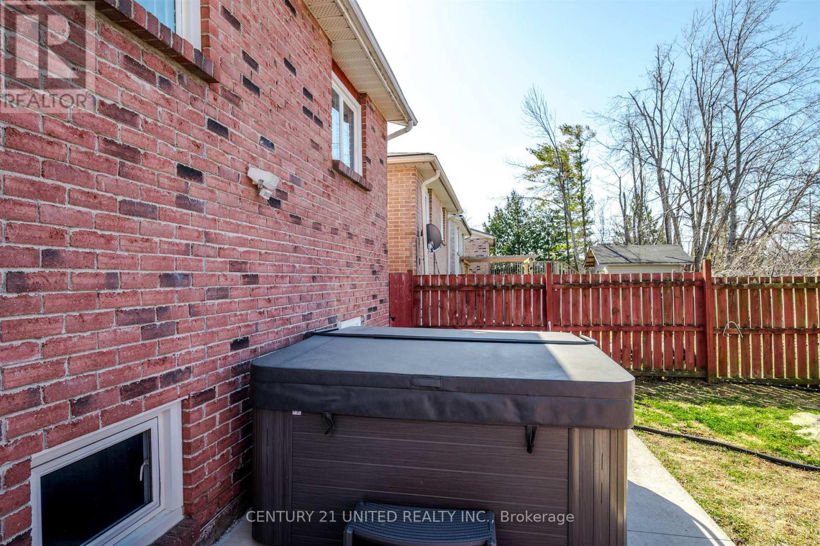 719 Mountain Ash Road, Peterborough South (West), Ontario  K9J 8K1 - Photo 44 - X12119075