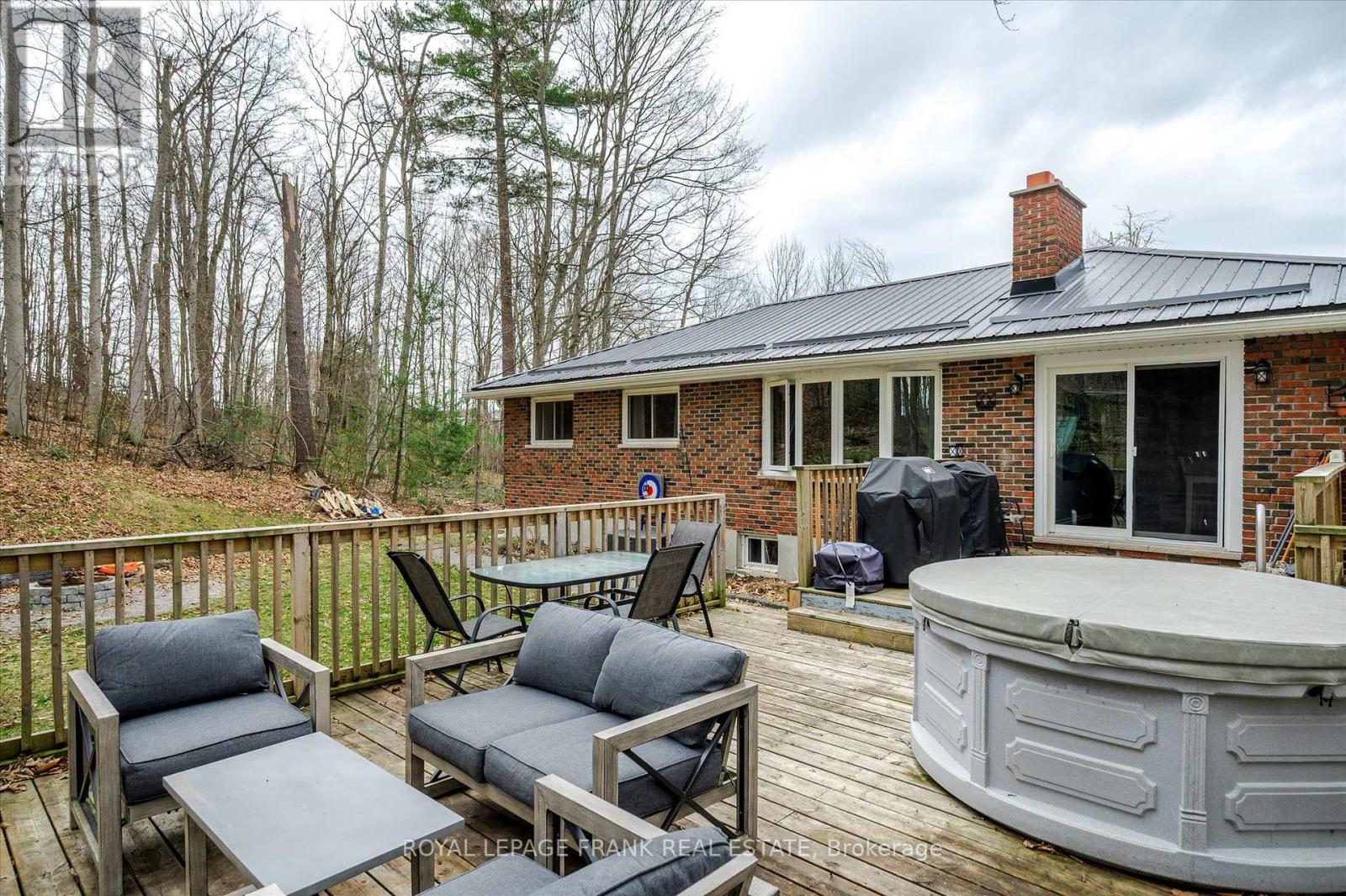 878 Payne Line Road, Douro-Dummer, Ontario  K0L 3A0 - Photo 21 - X12119160