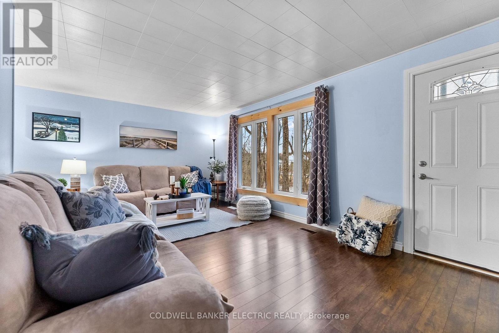 58 River Street, North Kawartha, Ontario  K0L 1A0 - Photo 4 - X12119361