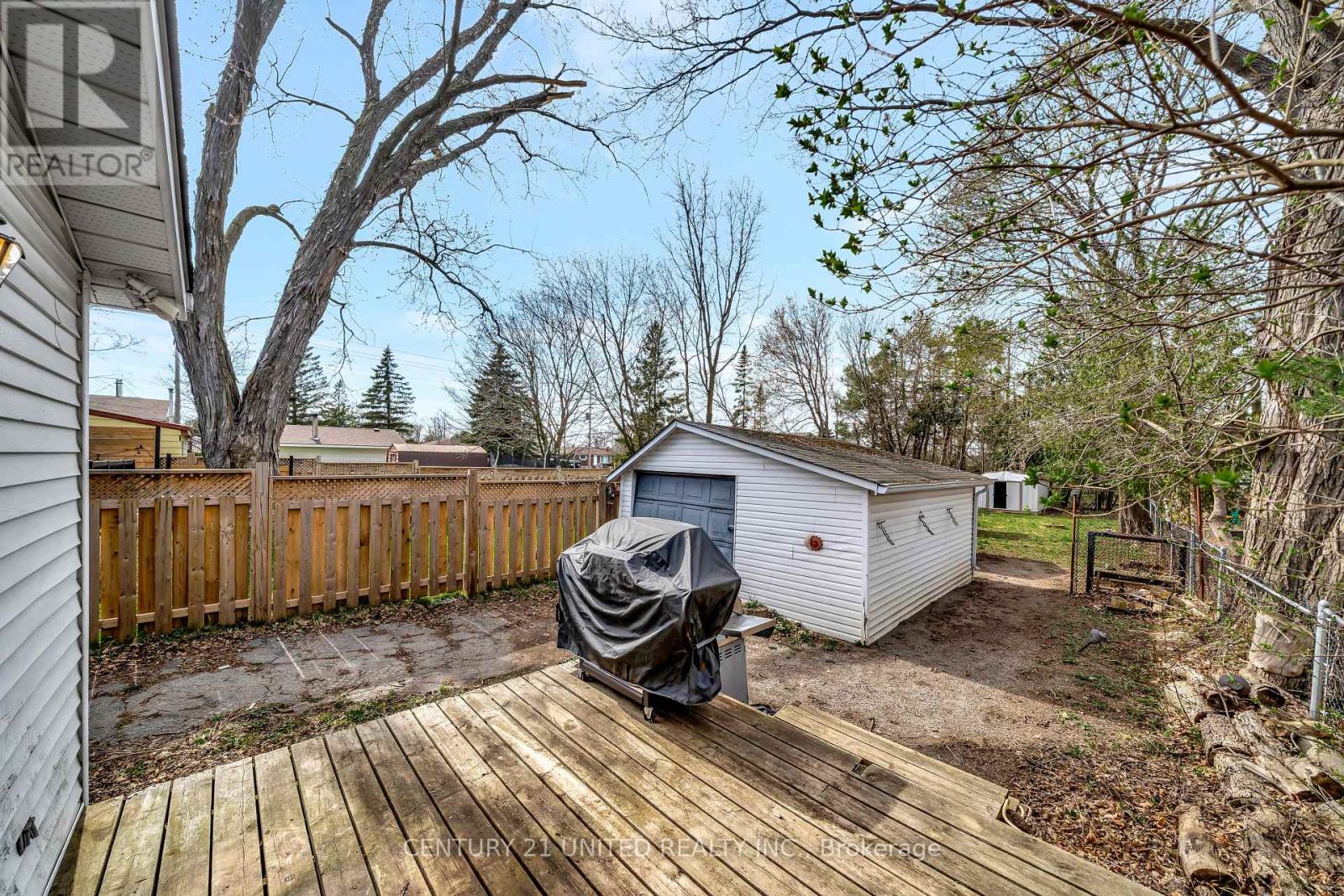 44 Elgin Street, Kawartha Lakes (Lindsay), Ontario  K9V 3W3 - Photo 24 - X12119592