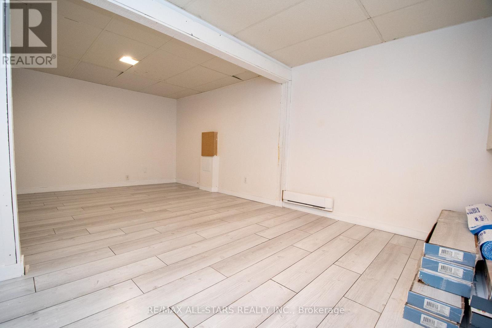 39a Springbrook Drive, Peterborough West (Central), Ontario  K9J 1L3 - Photo 22 - X12119617