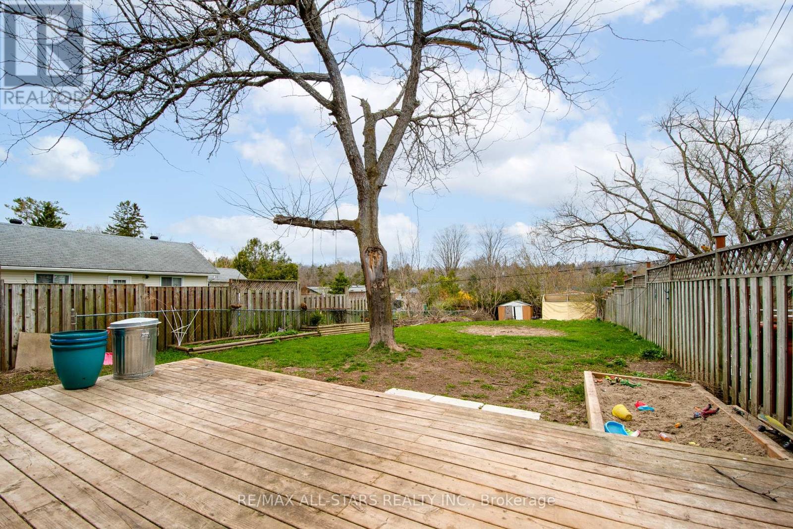 39a Springbrook Drive, Peterborough West (Central), Ontario  K9J 1L3 - Photo 26 - X12119617