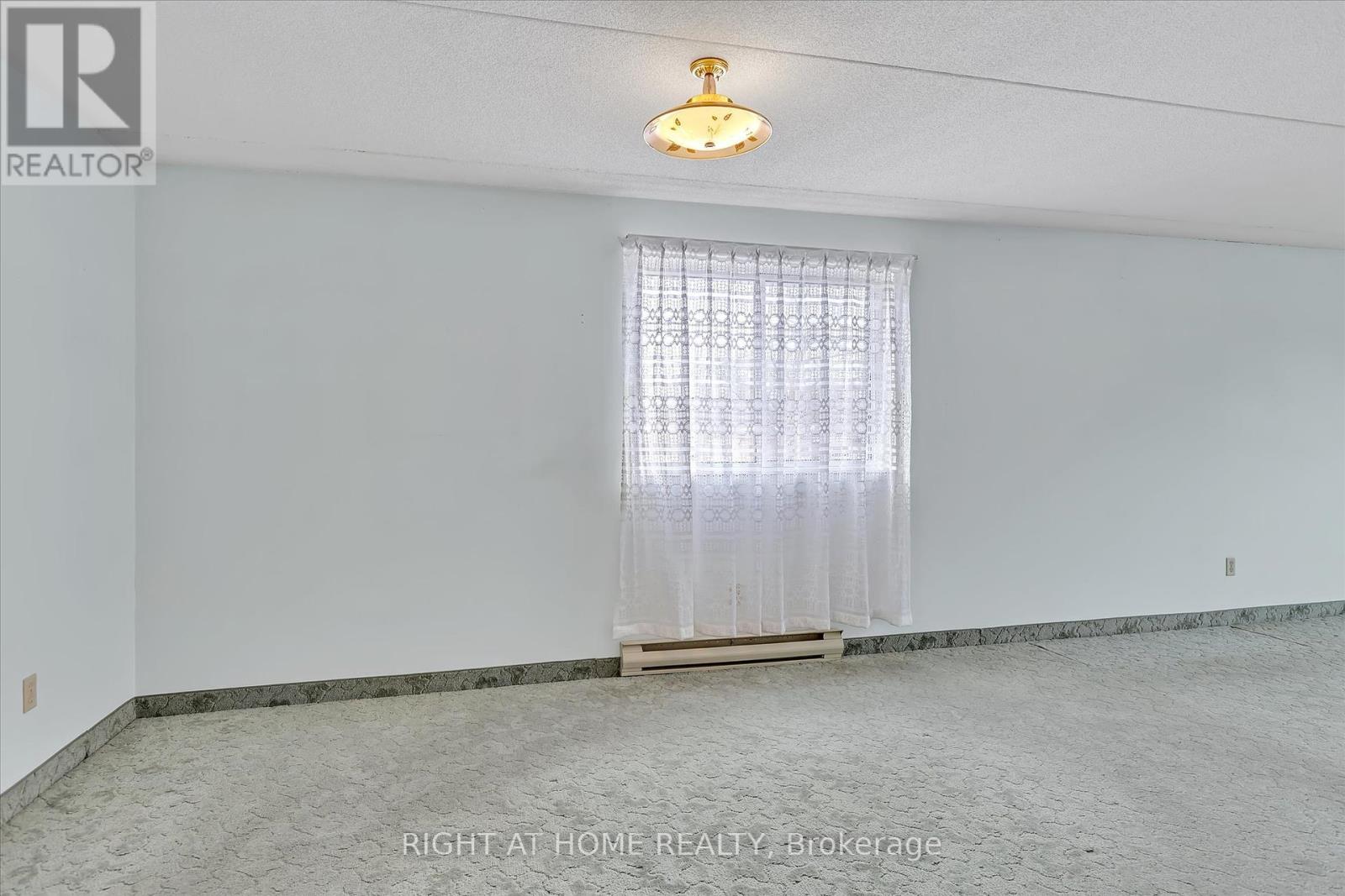 208 - 795 Sherbrooke Street, Peterborough West (North), Ontario  K9J 2R2 - Photo 10 - X12119928