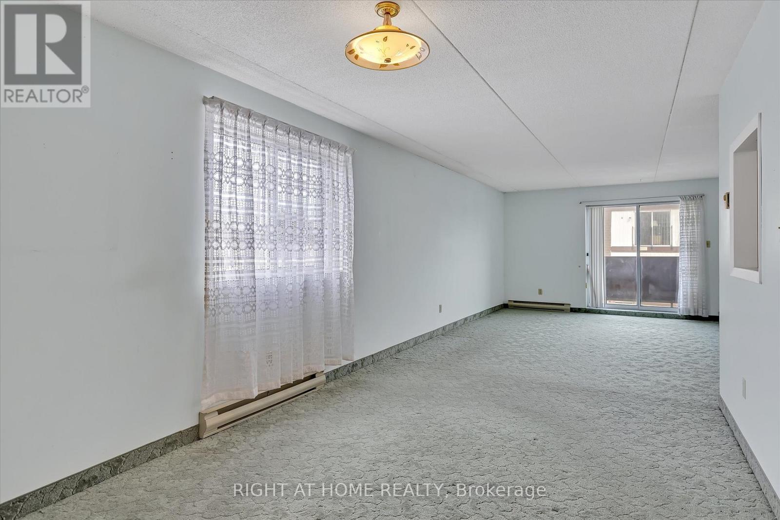 208 - 795 Sherbrooke Street, Peterborough West (North), Ontario  K9J 2R2 - Photo 11 - X12119928