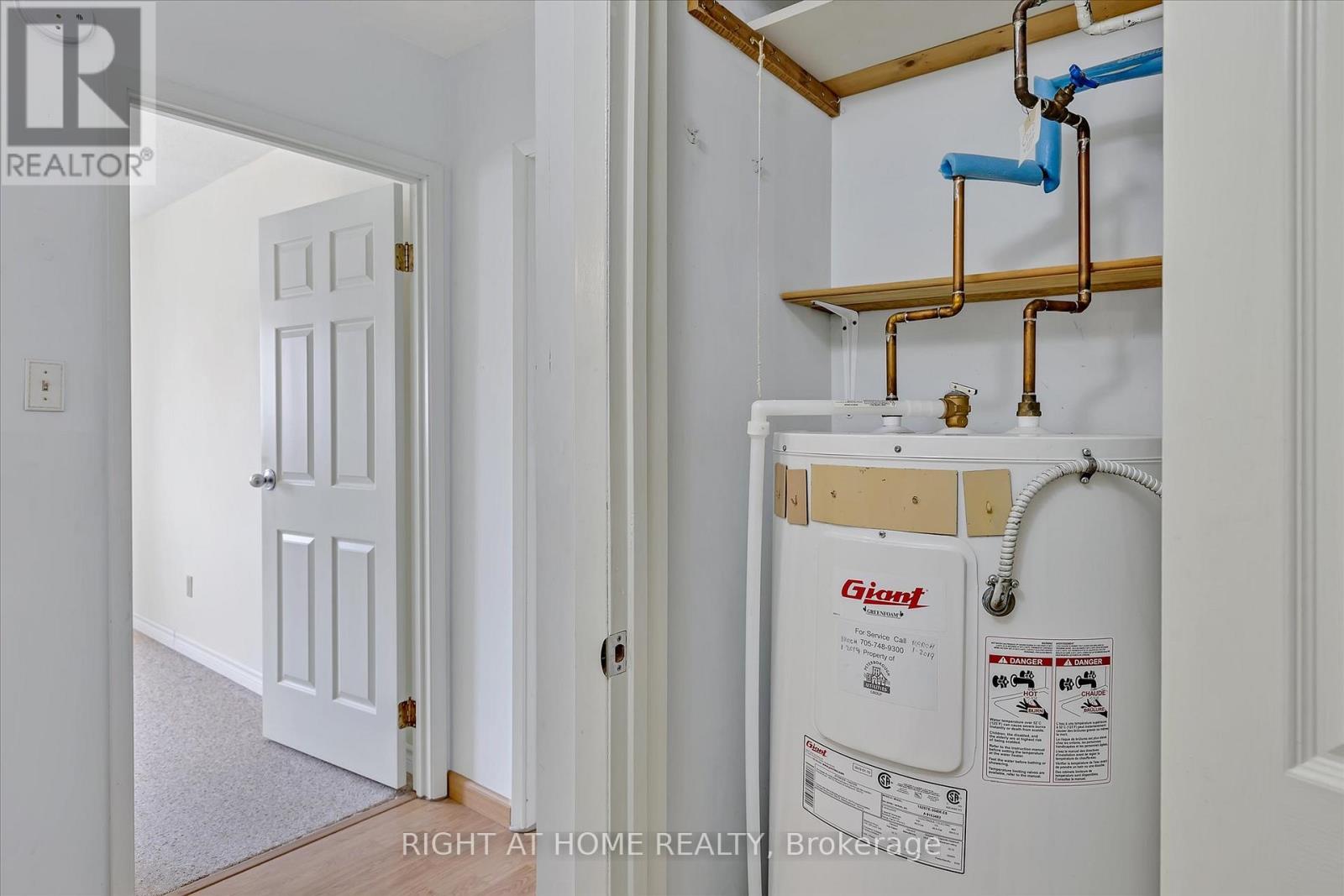 208 - 795 Sherbrooke Street, Peterborough West (North), Ontario  K9J 2R2 - Photo 22 - X12119928