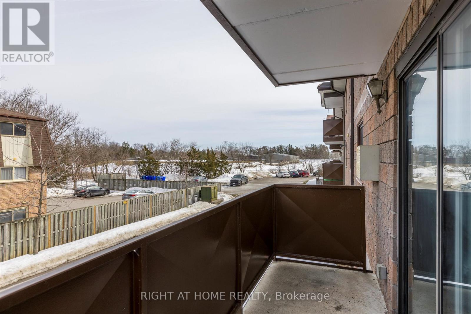 208 - 795 Sherbrooke Street, Peterborough West (North), Ontario  K9J 2R2 - Photo 25 - X12119928