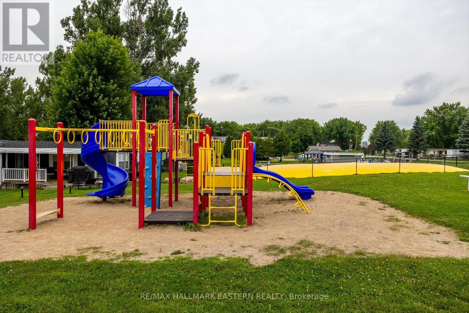 3 Marina Cres - 920 Skyline Road, Selwyn, Ontario  K0L 1T0 - Photo 38 - X12100911