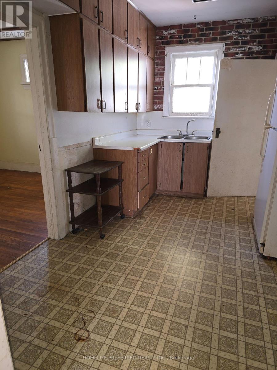 119 Dumble Avenue, Peterborough North (South), Ontario  K9H 5A9 - Photo 11 - X12121017
