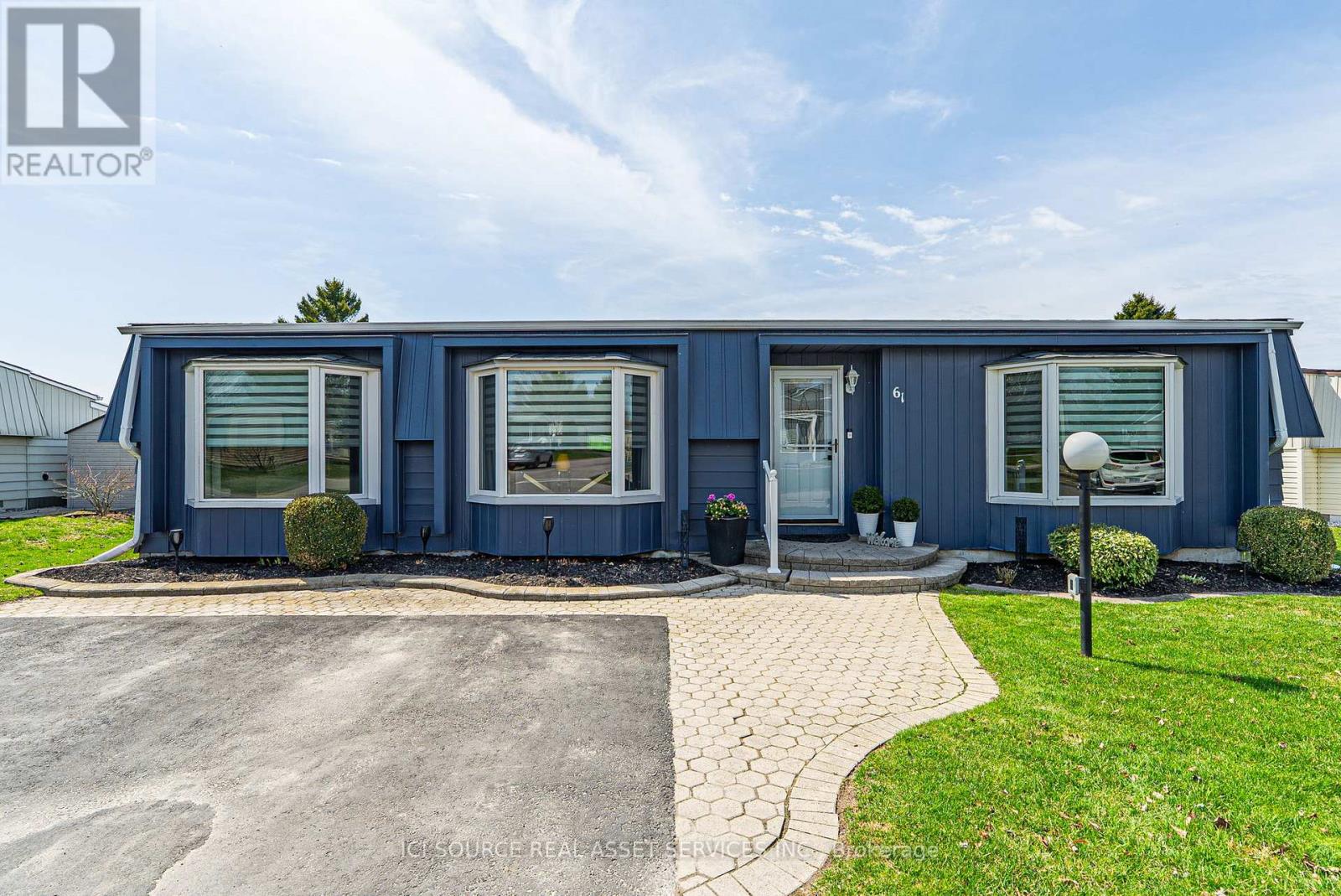 61 THE COVE ROAD, clarington (bowmanville), Ontario