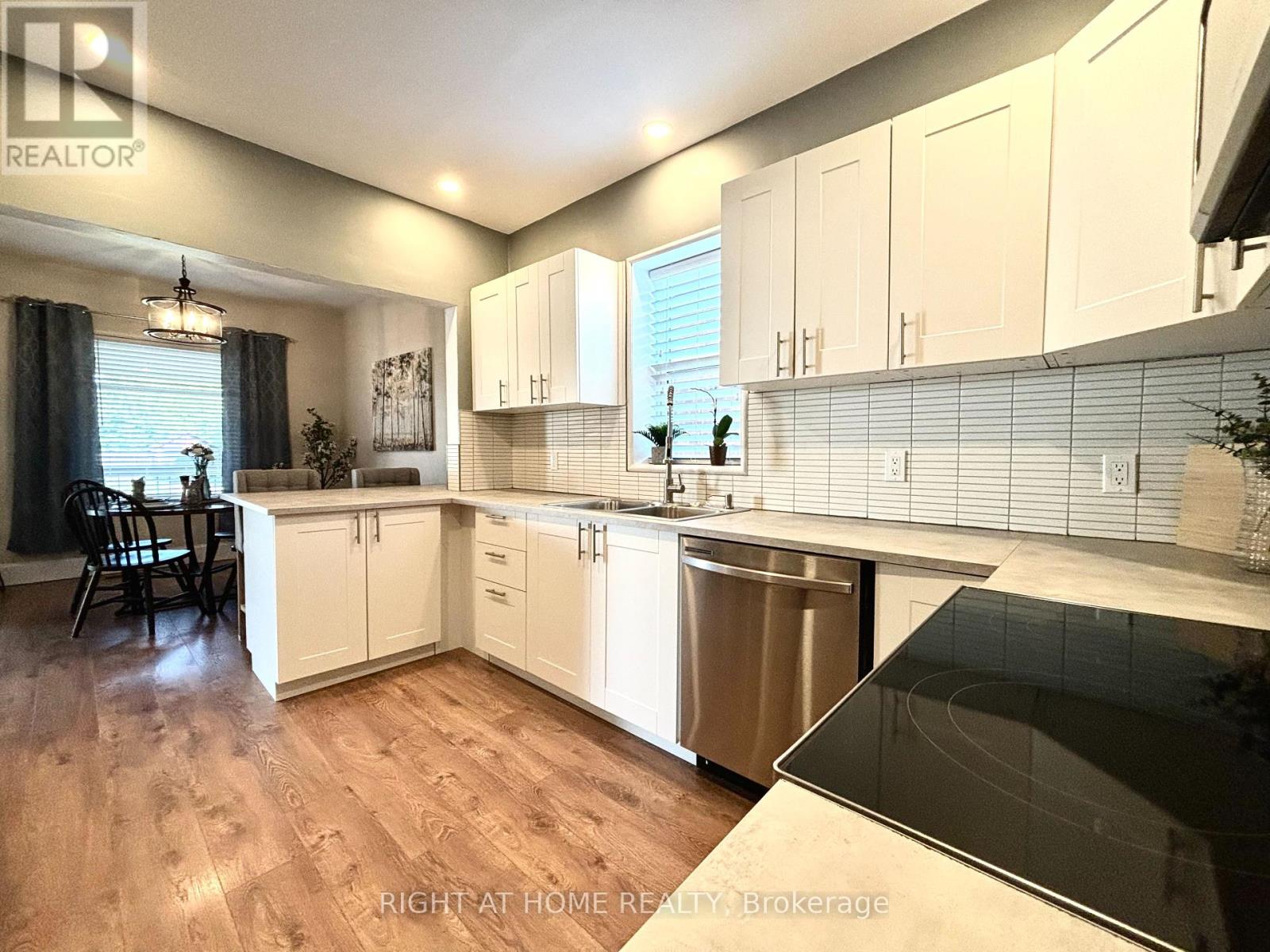 121 Durham Street W, Kawartha Lakes (Lindsay), Ontario  K9V 2R3 - Photo 12 - X12121741