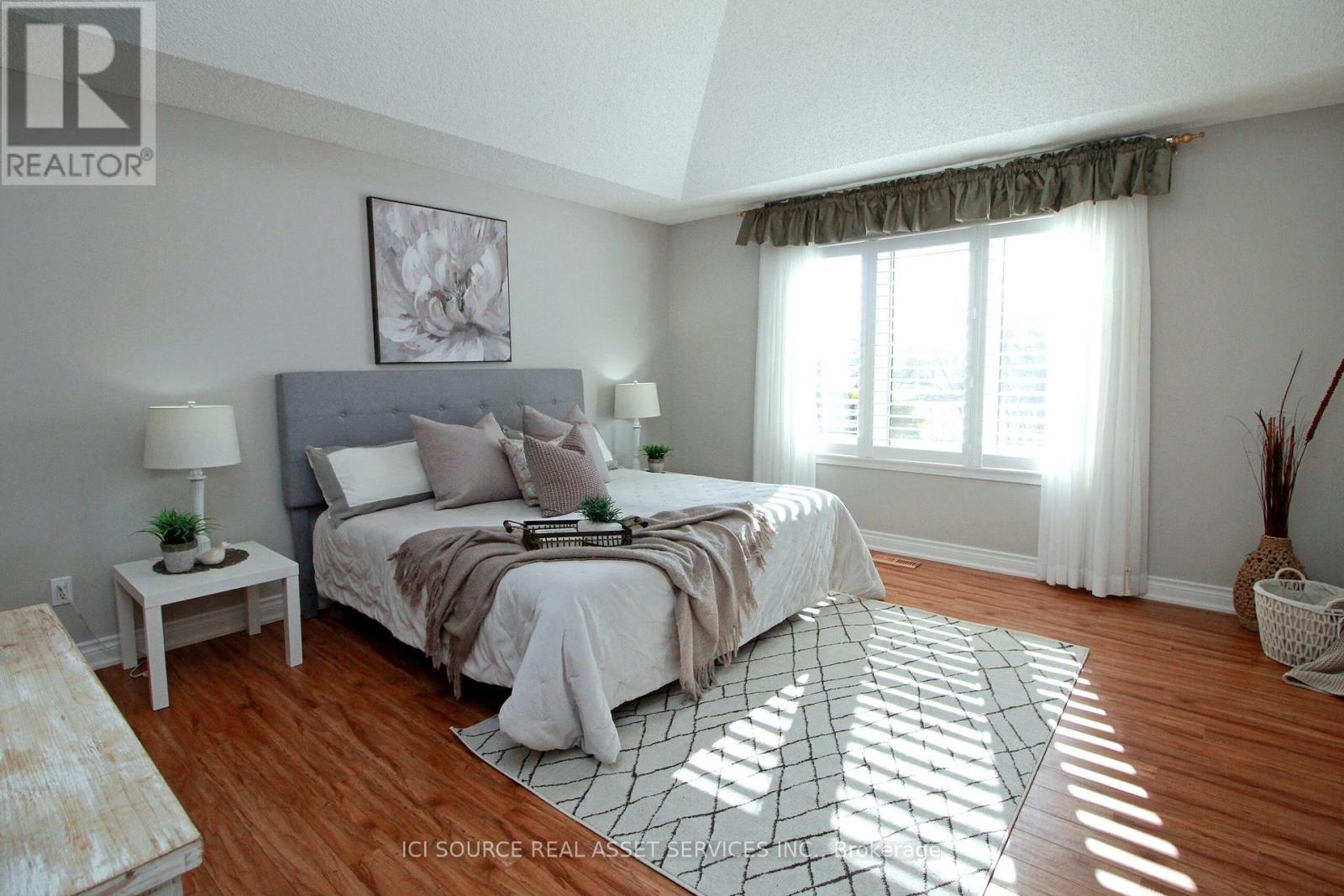 60 Hinkley Trail, Clarington (Bowmanville), Ontario  L1B 1A9 - Photo 11 - E12122057