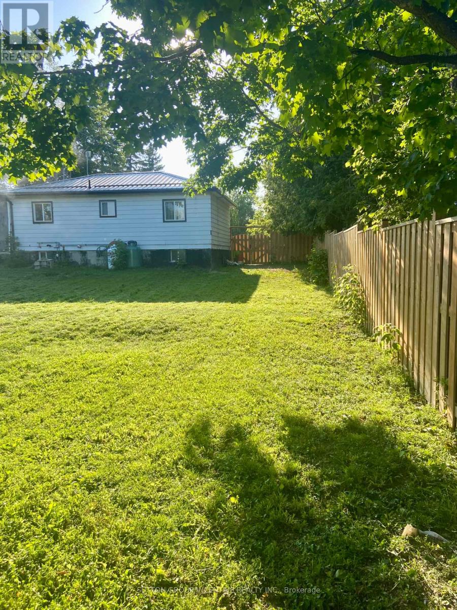 26 Laird Drive, Kawartha Lakes (Fenelon), Ontario  K9V 4R6 - Photo 22 - X12122523