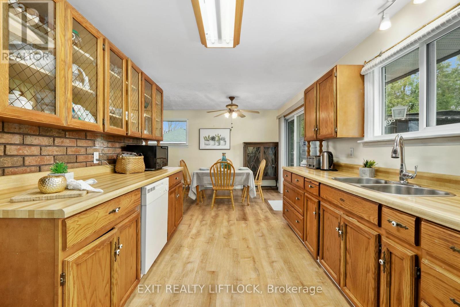 1268 Buckhorn Road, Selwyn, Ontario  K0L 2H0 - Photo 14 - X12123539