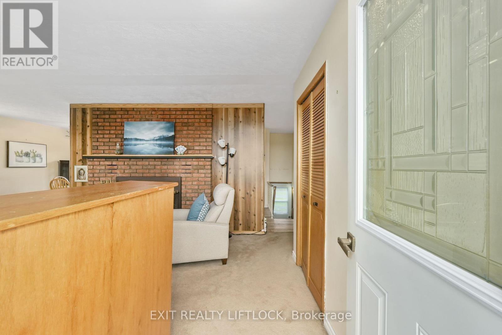 1268 Buckhorn Road, Selwyn, Ontario  K0L 2H0 - Photo 3 - X12123539