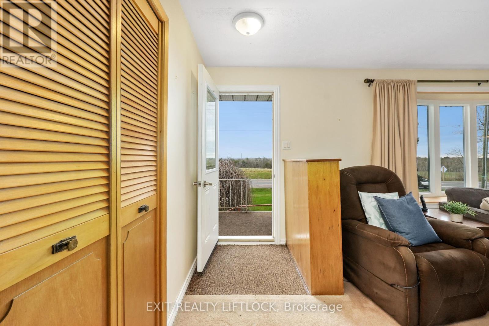 1268 Buckhorn Road, Selwyn, Ontario  K0L 2H0 - Photo 4 - X12123539