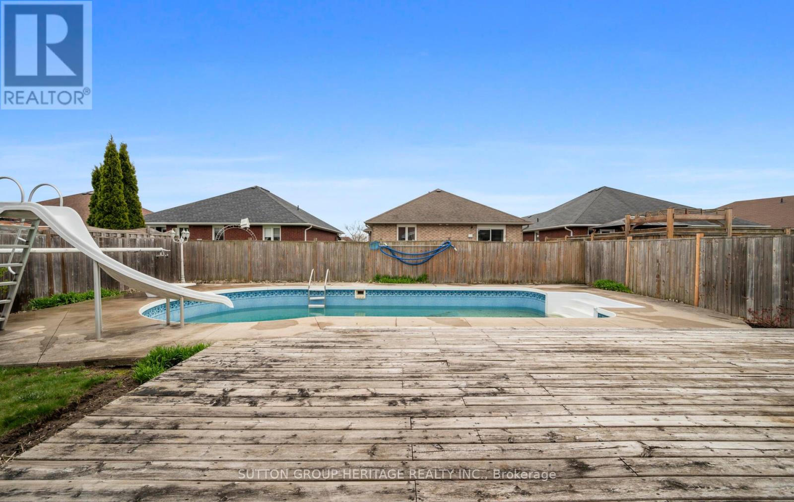 51 Mcgibbon Boulevard, Kawartha Lakes (Lindsay), Ontario  K9V 6G4 - Photo 27 - X12123479